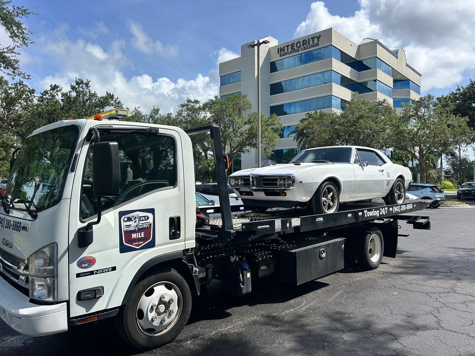 Classic or collector car on the Mile Towing Classic flatbed — photo 6 of 58