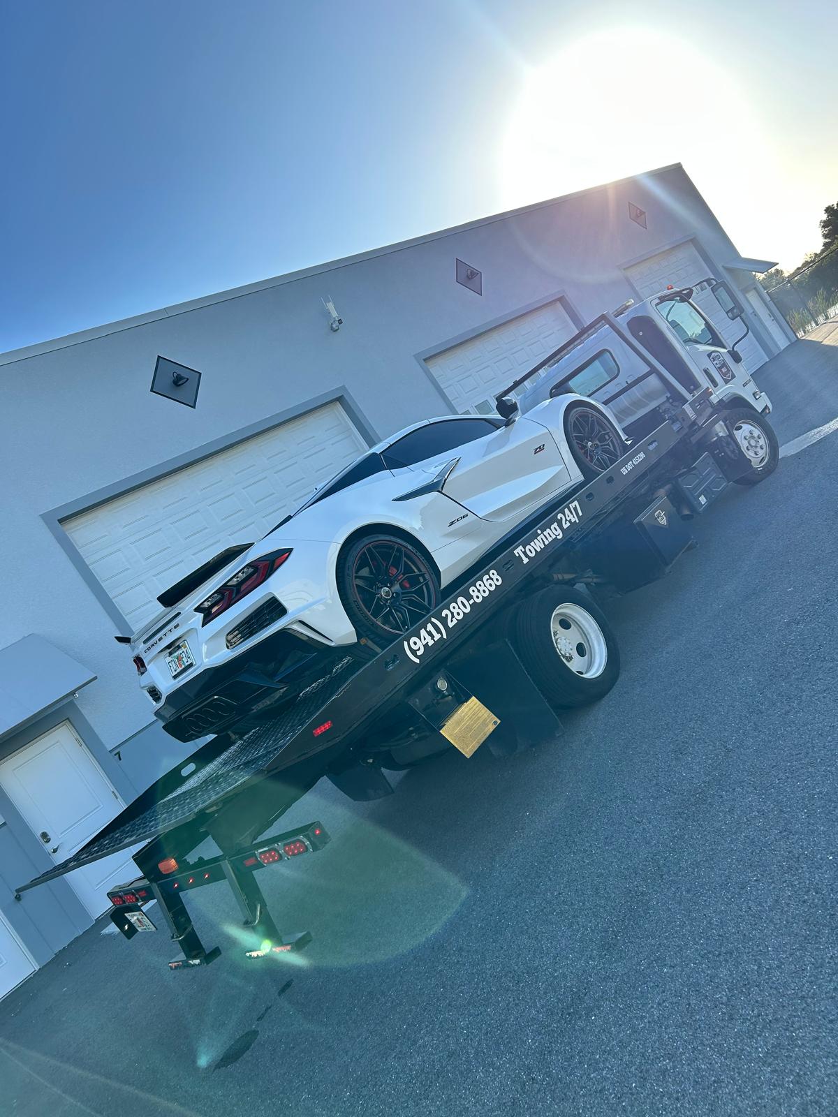Classic or collector car on the Mile Towing Classic flatbed — photo 11 of 58