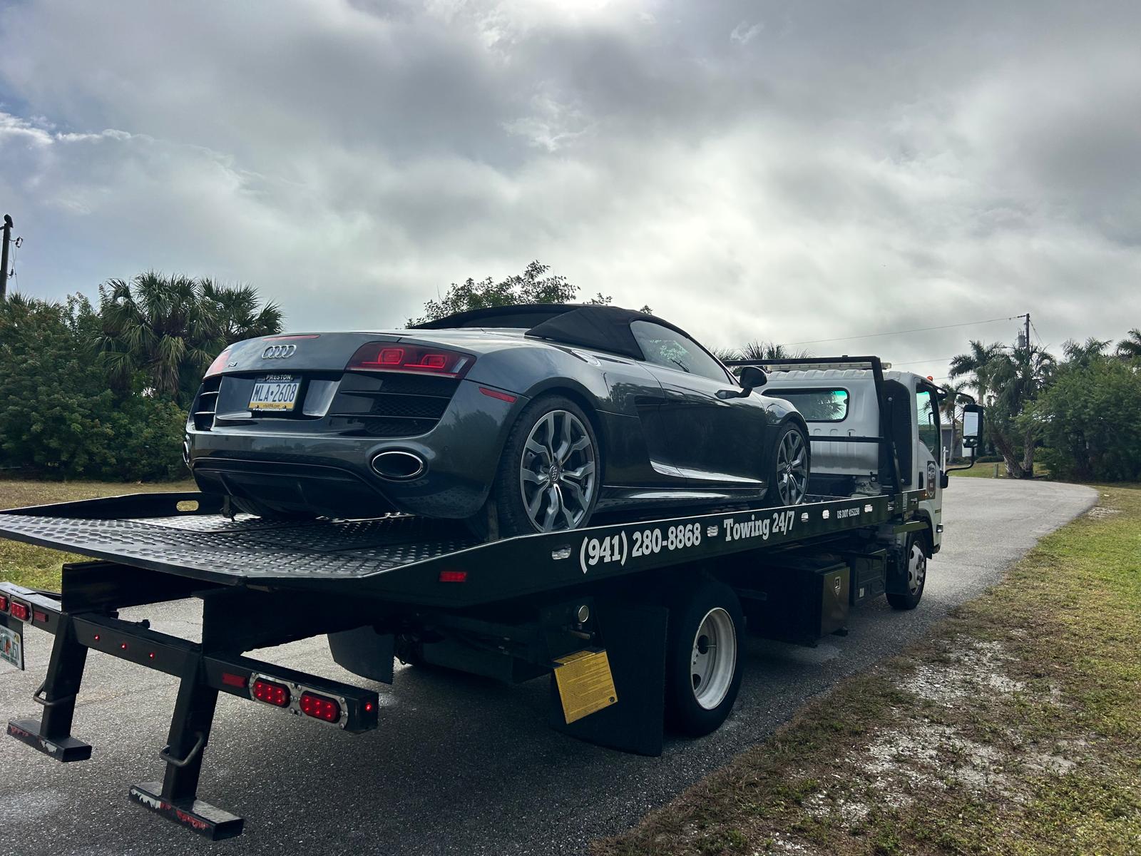 Classic or collector car on the Mile Towing Classic flatbed — photo 19 of 58