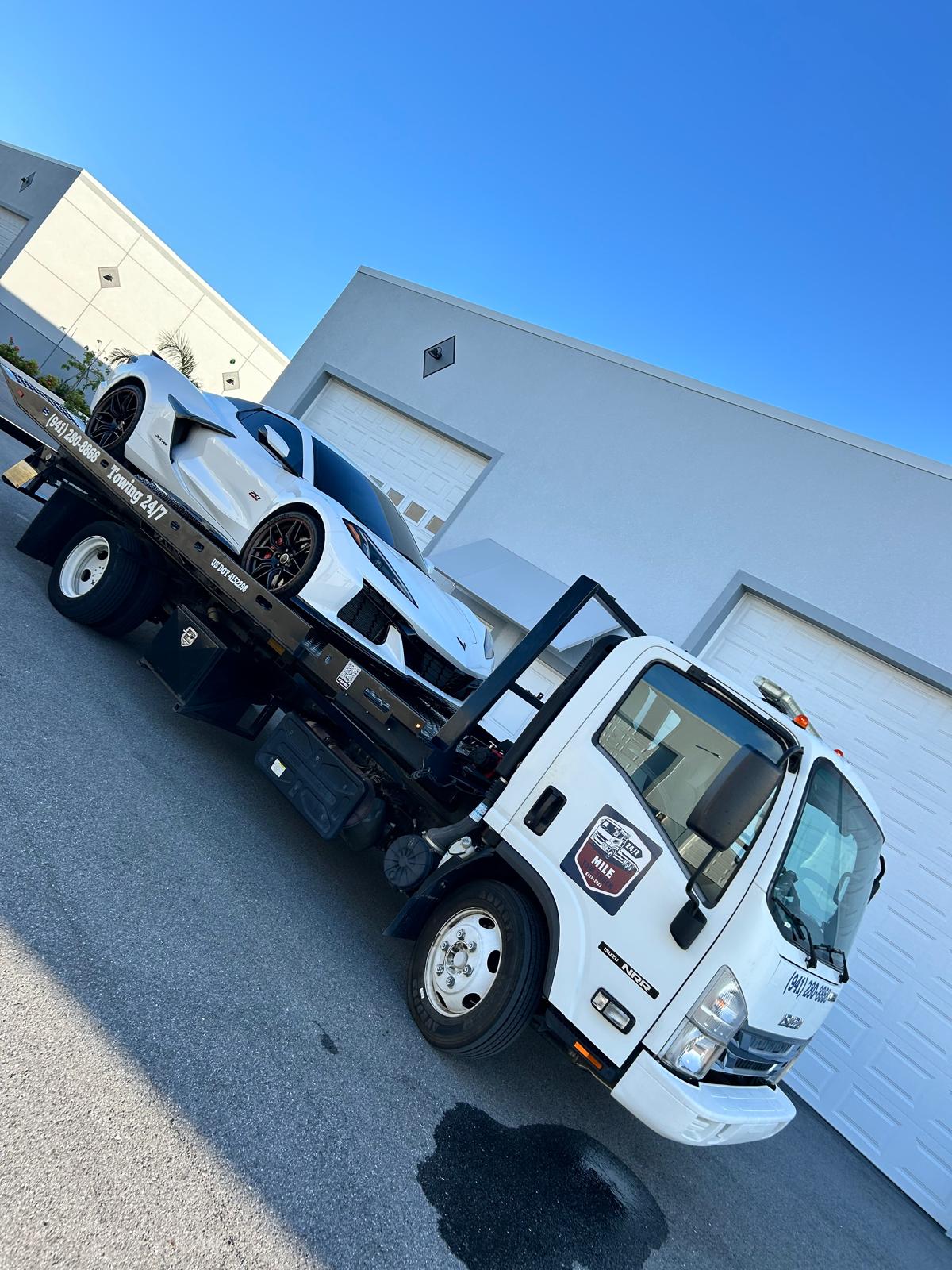 Classic or collector car on the Mile Towing Classic flatbed — photo 22 of 58